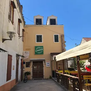 Ostello Garden