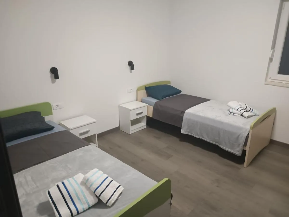 Nicol Apartment Split