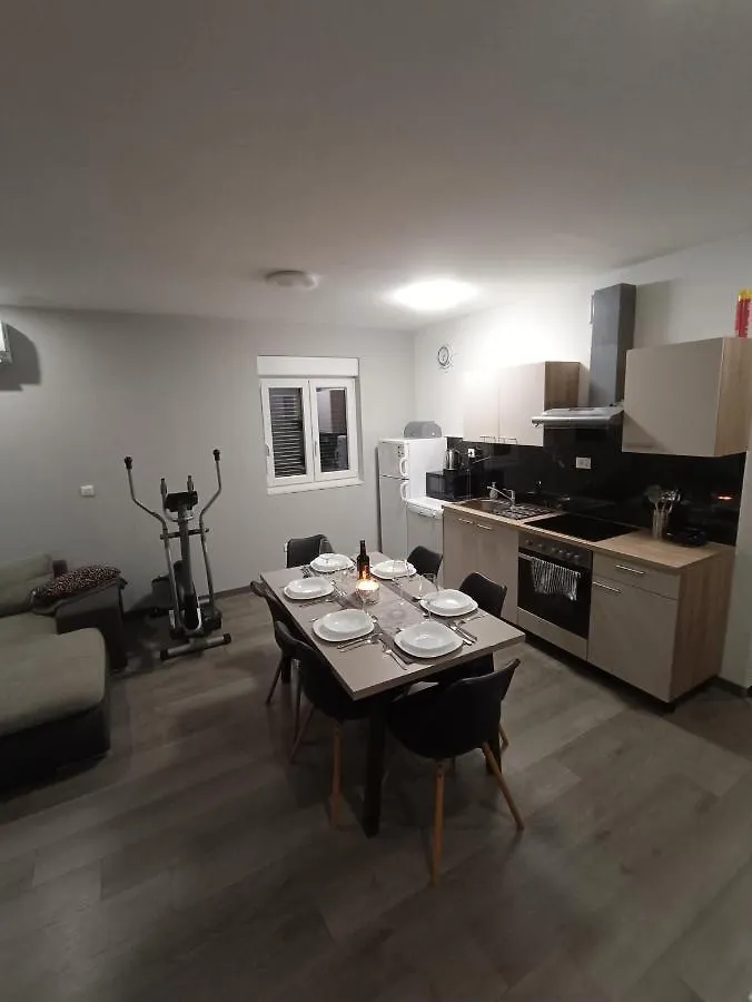 Nicol Apartment Split